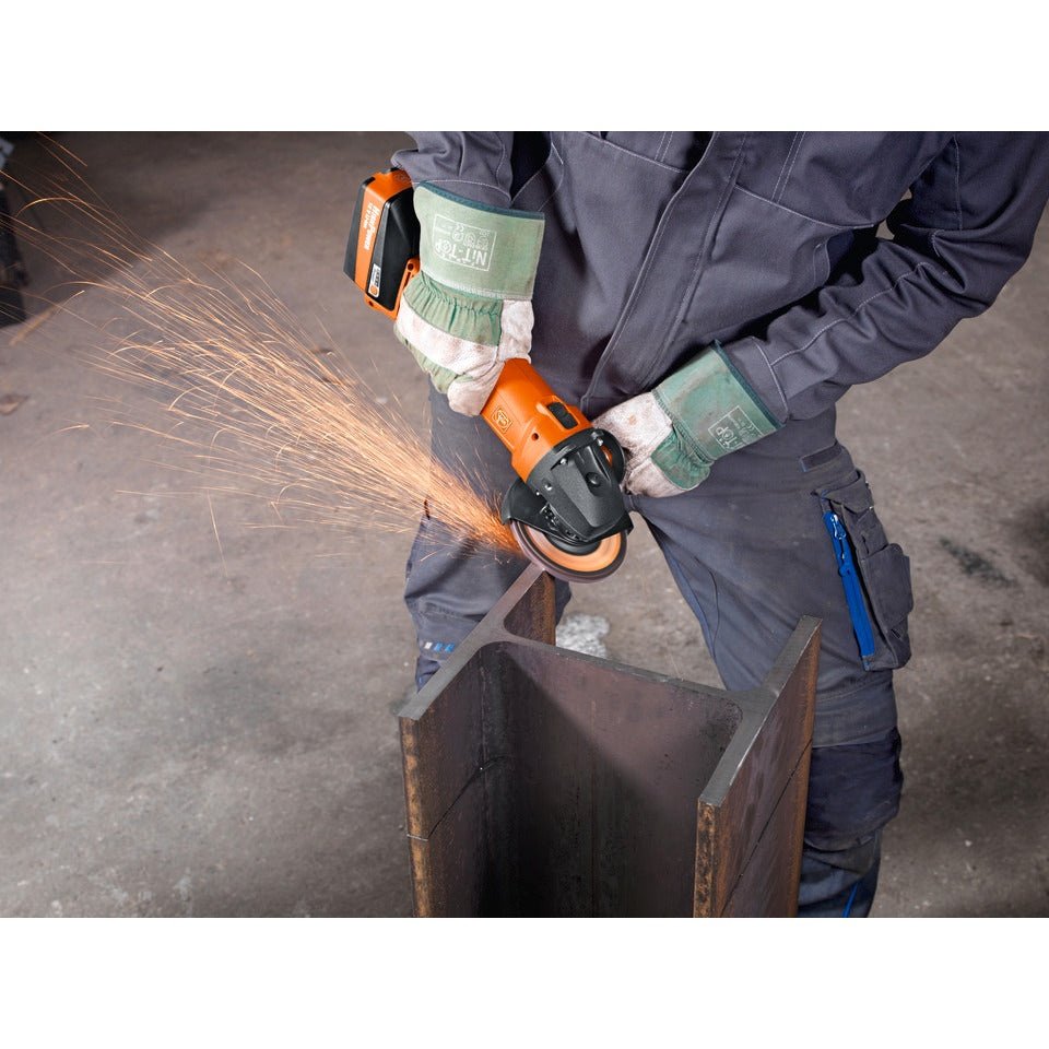 CCG 18-115 BL Cordless 4-1/2 in. angle grinder 18V N09