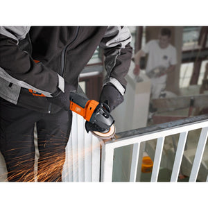 CCG 18-125 BLPD Cordless 5 in. Angle Grinder 18V N09