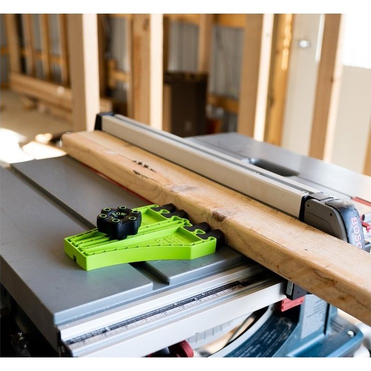 Portable Saw Featherboard