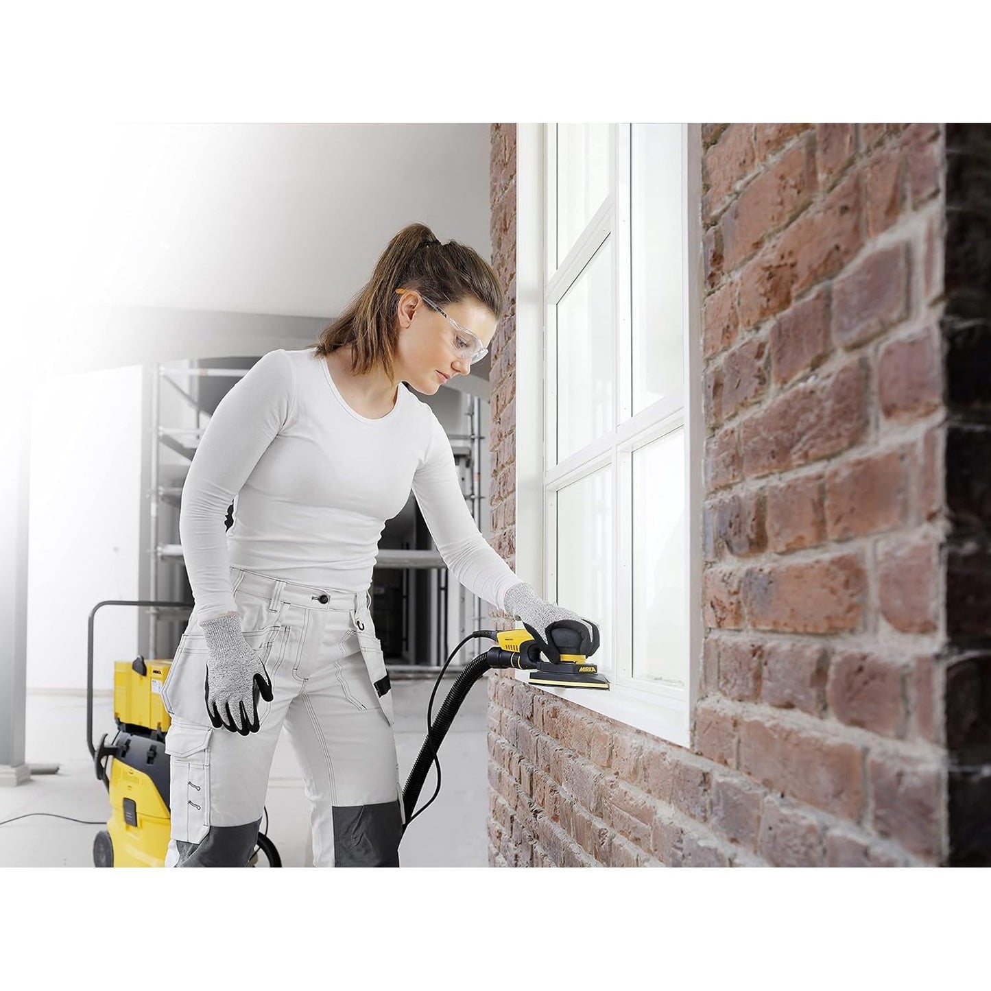 4 x 6 x 6" Mirka DEOS Delta 663 Vacuum-Ready Electric Sander 3mm Orbit