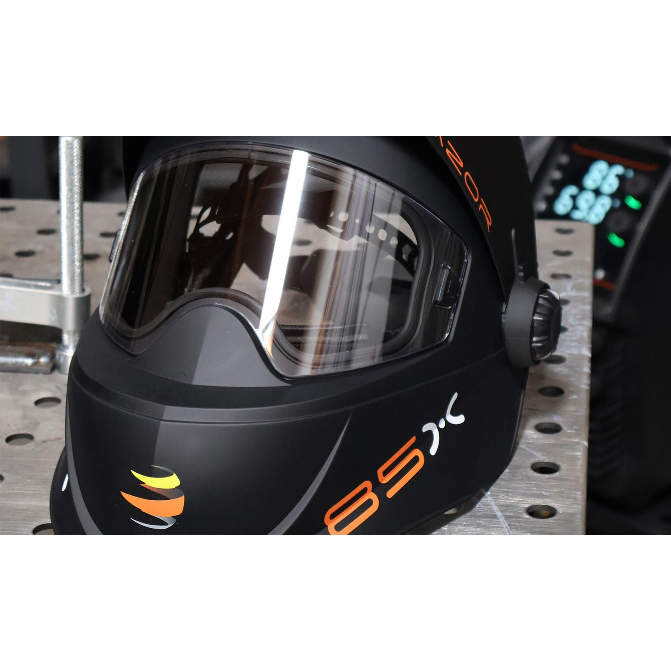 RazorWeld RW85X Automatic Welding Helmet