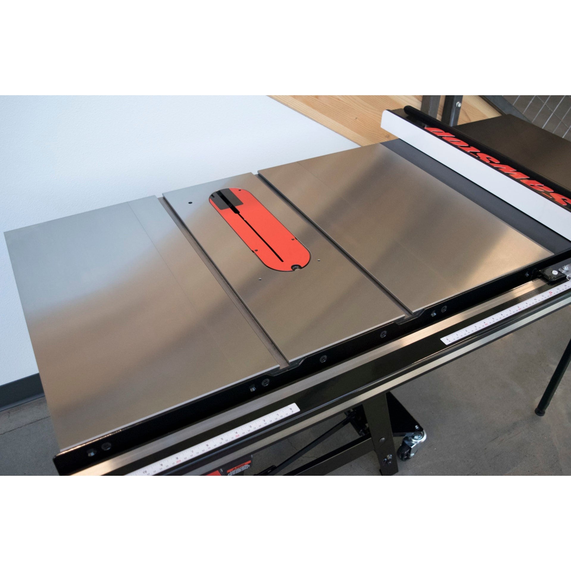SawStop CNS-CIWA - Two Cast iron extension wings for the Contractor Saw