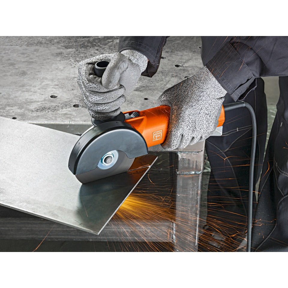 WSG 17-125 P 5 in. POWER Angle Grinder 120V 60H