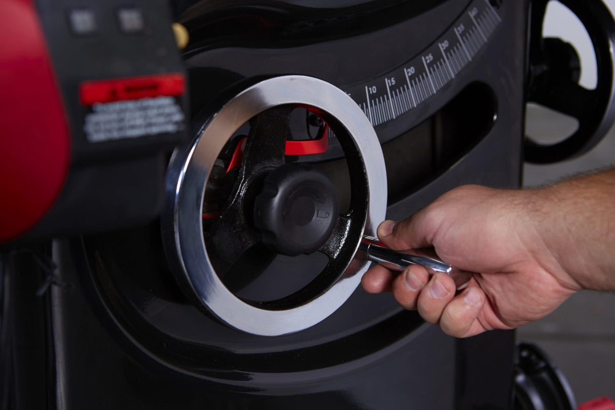 SawStop Professional Cabinet Saw PCS™